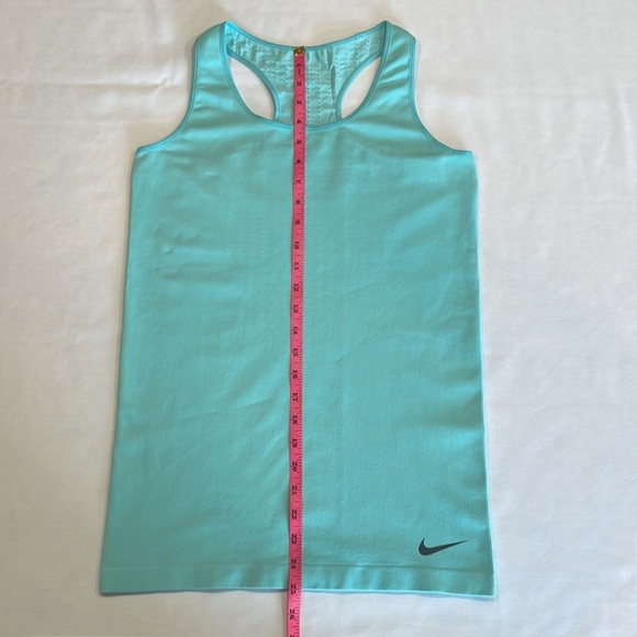 NIKE Pro Dri Fit Seamless Racerback - Picture 6 of 14